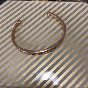 Rose gold bangle